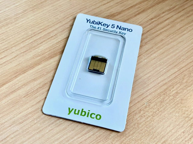 YubiKey 5 Nano